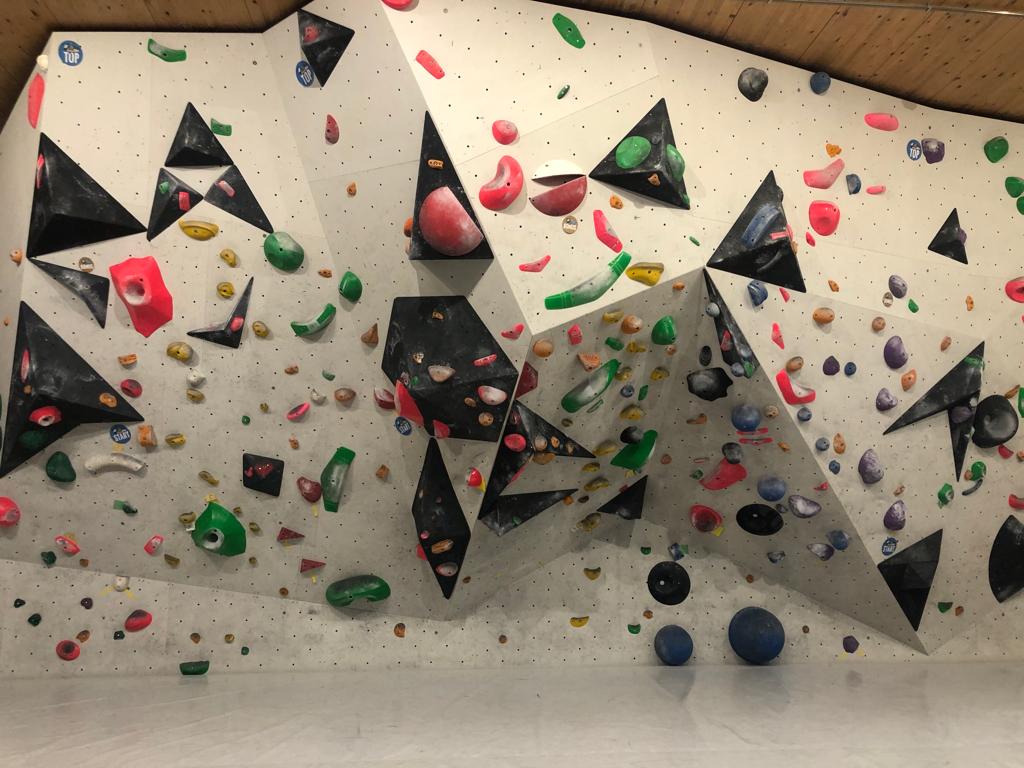 Arco Climbing: palestra indoor - Il Trentino dei Bambini