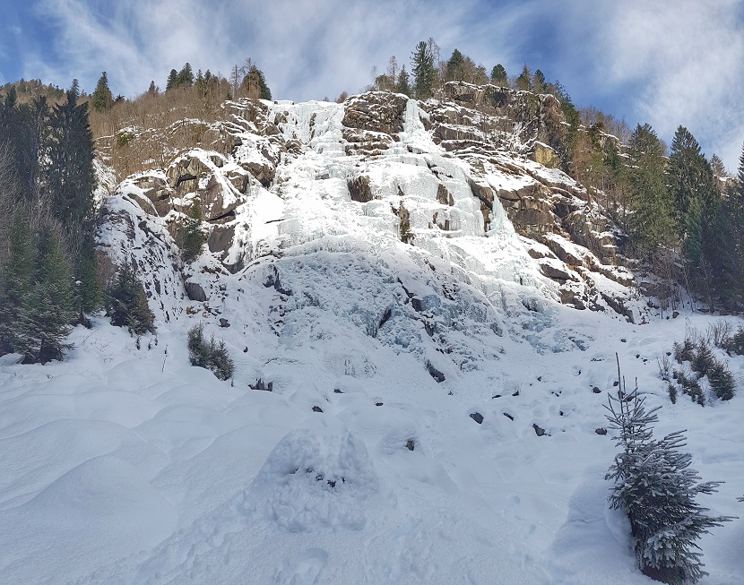 Cascate Del Nardis Fascino Ghiacciato Il Trentino Dei Bambini