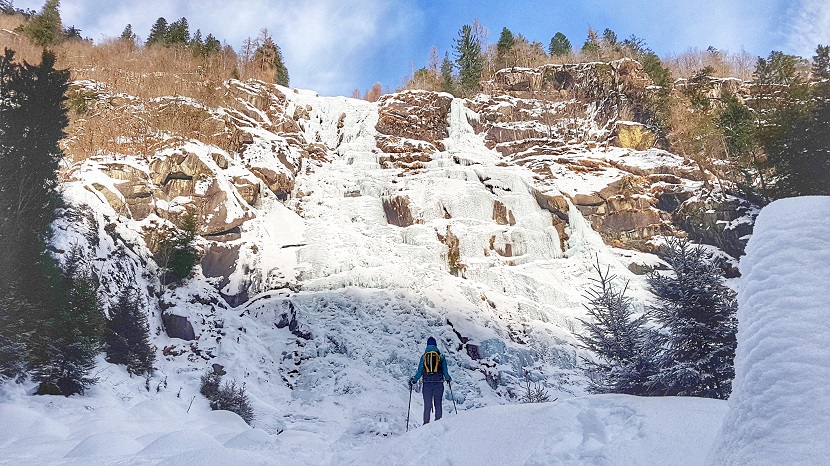 Cascate Del Nardis Fascino Ghiacciato Il Trentino Dei Bambini