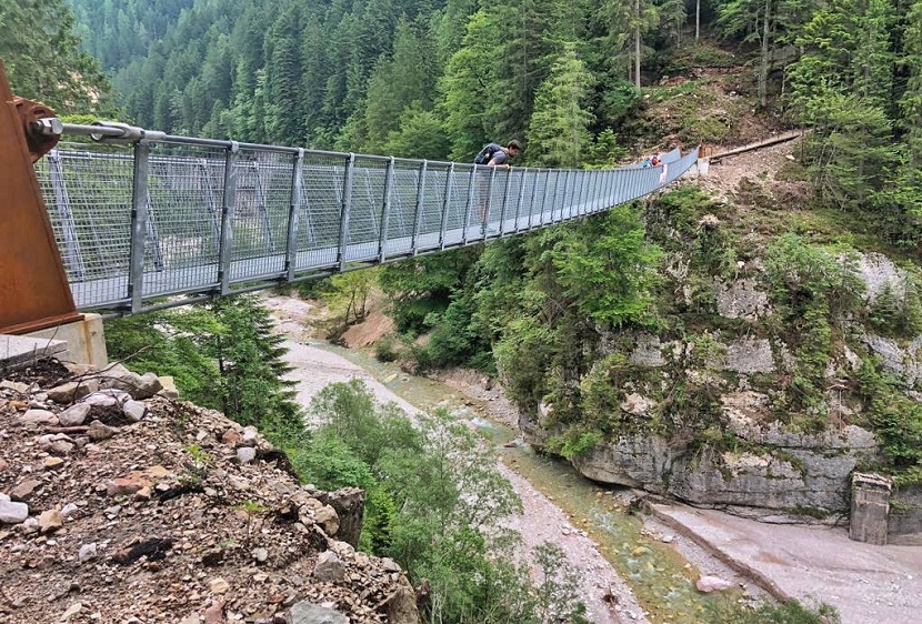 Ponte-tibetano-Valle-del-Primiero-iltrentinodeibambini-5