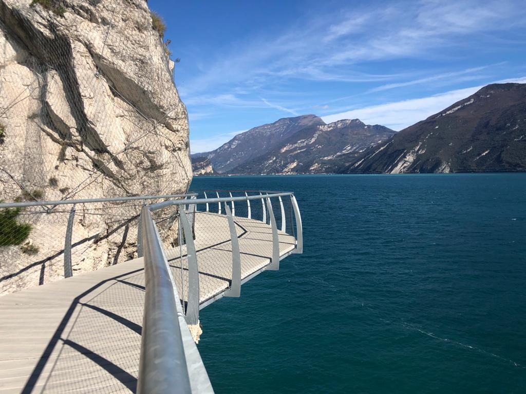 Ciclabile-Limone-Riva-del-Garda-iltrentinodeibambini-1