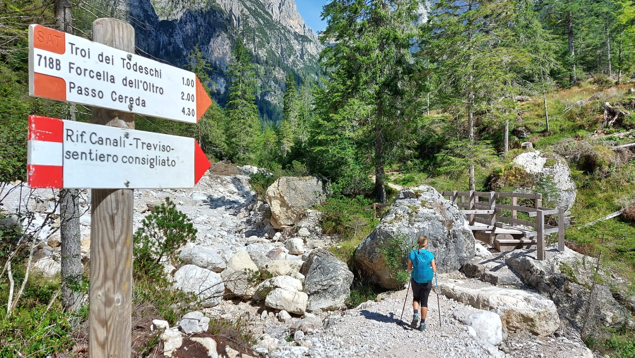 sentiero verso il Rifugio Treviso