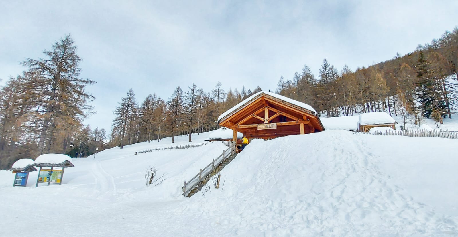 Circondato dalla neve e dai boschi ecco il Kaserbisn Hitt