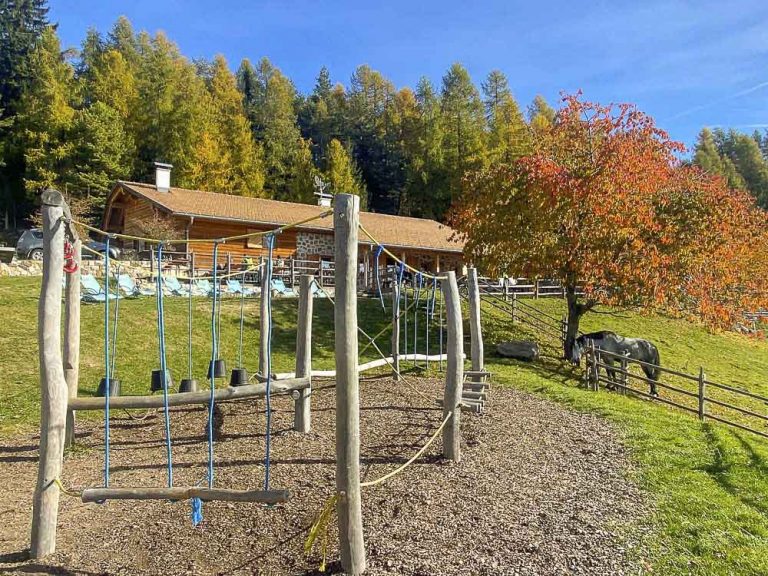 Malga Cislon a Trodena: lo spettacolo dei colori dell'autunno