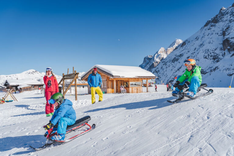 Tra i tanti parchi gioco sulla neve del Trentino ricordiamo quello al Ciampac.