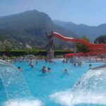 Al nuovo Prabi AquaPark super vasca ricreativa con cascatelle,nuoto controcorrente e lungo scivolo