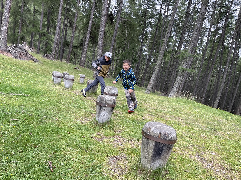 percorso per bambini in legno