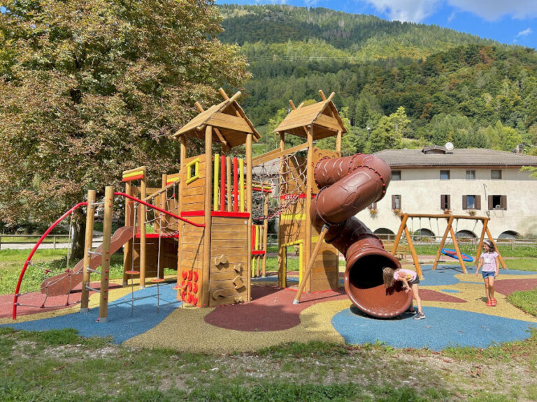 Un bel parco giochi a Pieve Tesino