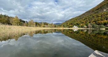 Lago di Lagolo in una giornata d'autunno