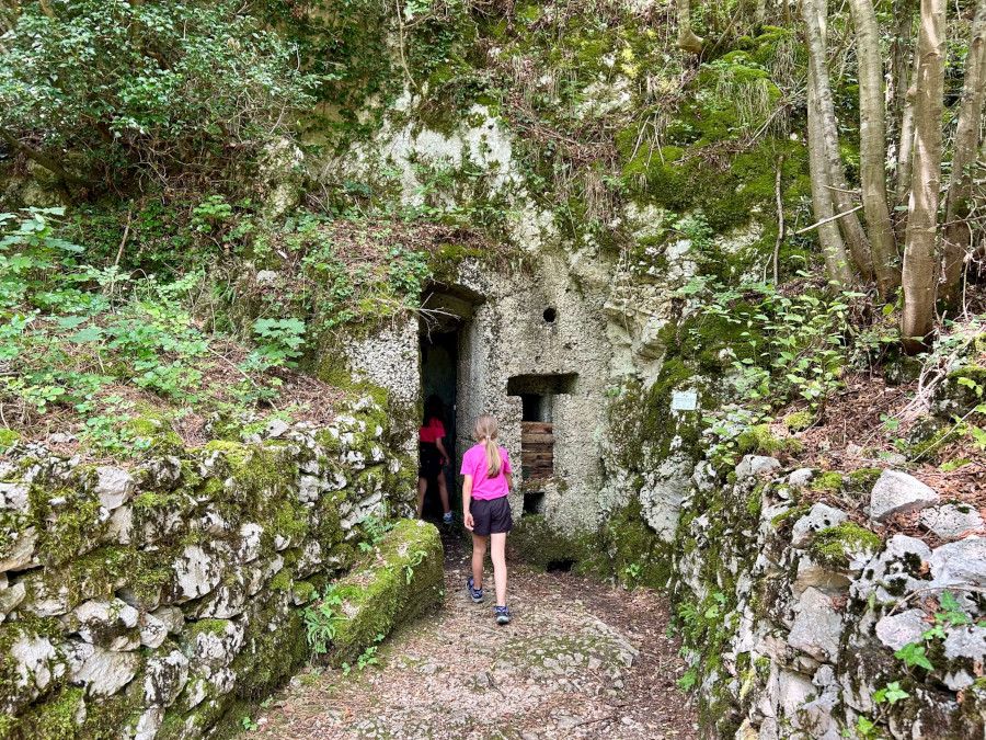 trincee Monte Nagià Grom