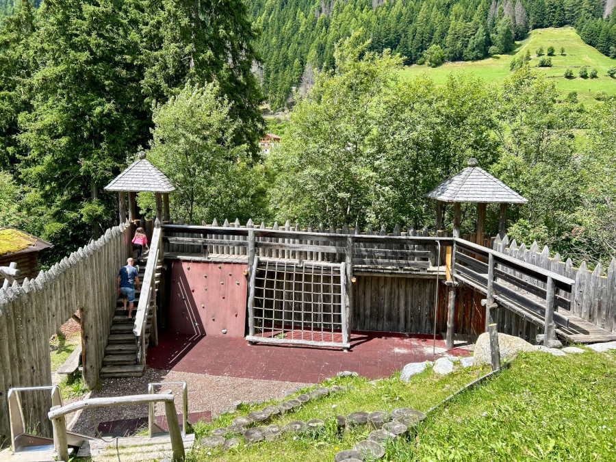 parco giochi a Perca
