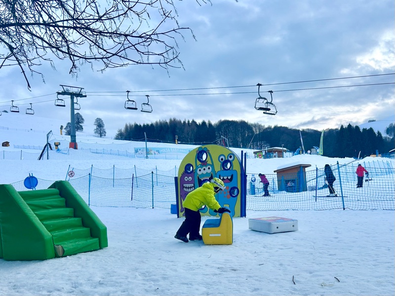 A Polsa e San Valentino troverete piste slittino e aree attrezzate per i primi passi sulla neve.