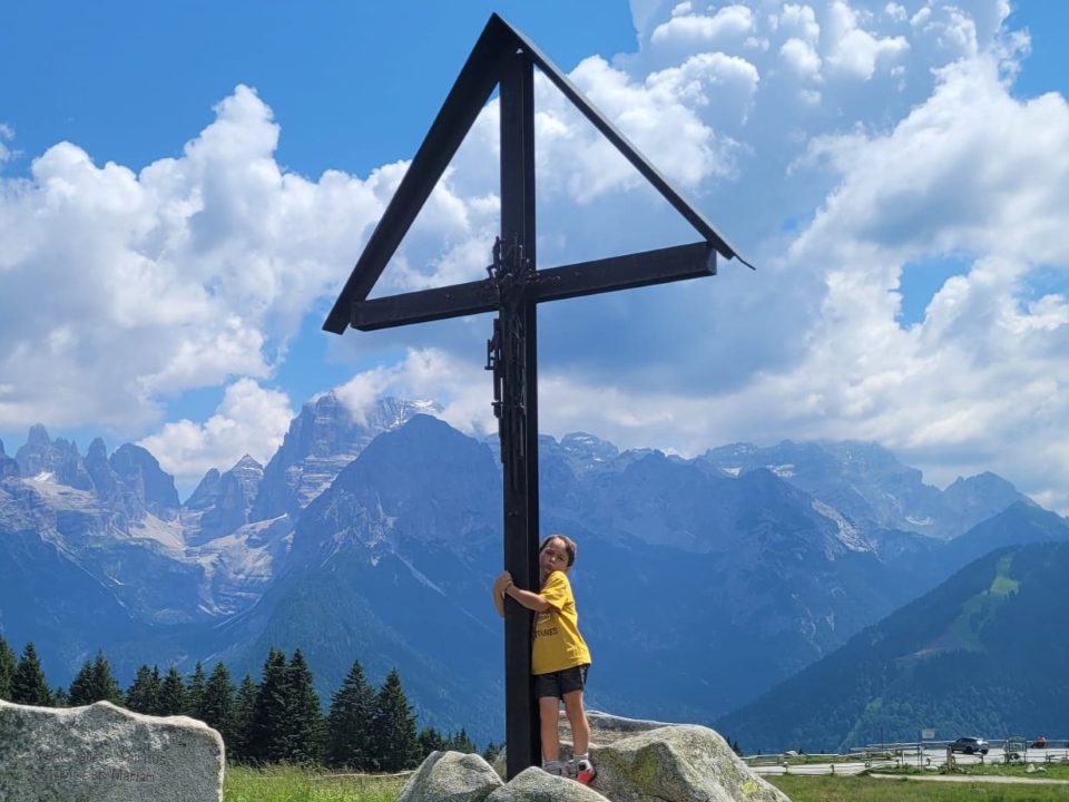 Il giro al lago Ritorto con pranzo all'omonima malga è un classico di Madonna di Campiglio.